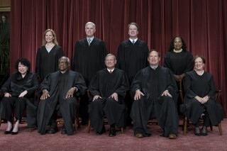 3 supreme court justices top